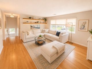4A Bryon Road 4A, Newton, MA 02467