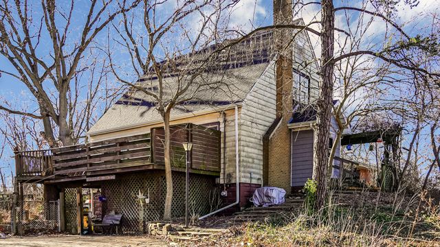 6665 Old Porter Road, Portage, IN 46368