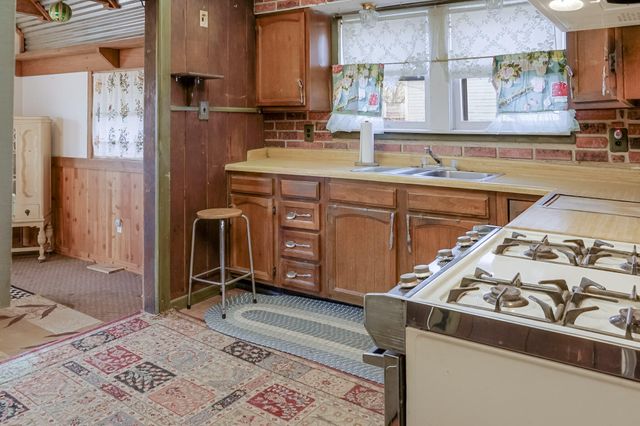 6665 Old Porter Road, Portage, IN 46368