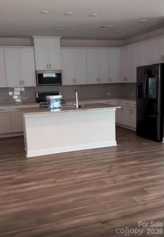 11908 Redleaf Drive, Charlotte, NC 28215
