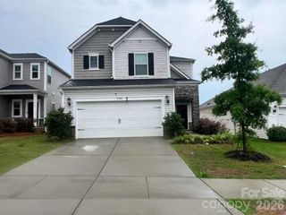 11908 Redleaf Drive, Charlotte, NC 28215