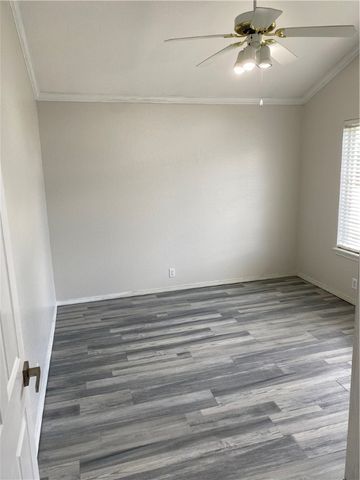 4359 W New Bridge Rd, Fayetteville, AR 72704