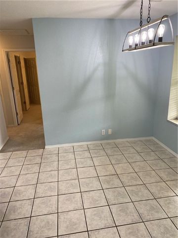 4359 W New Bridge Rd, Fayetteville, AR 72704