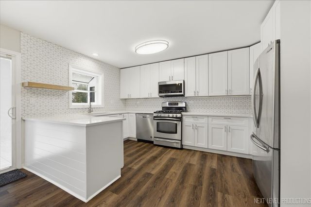 417 Cambridge Way, Bolingbrook, IL 60440