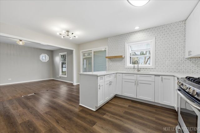 417 Cambridge Way, Bolingbrook, IL 60440