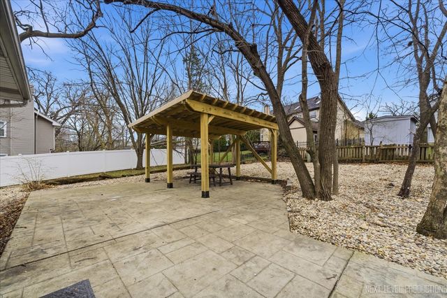 417 Cambridge Way, Bolingbrook, IL 60440