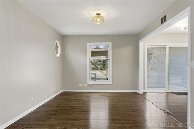 417 Cambridge Way, Bolingbrook, IL 60440