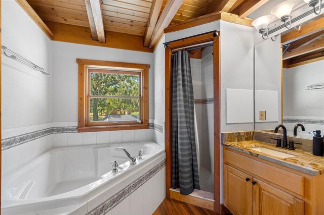 11401 THONOTOSASSA ROAD, Thonotosassa, FL 33592