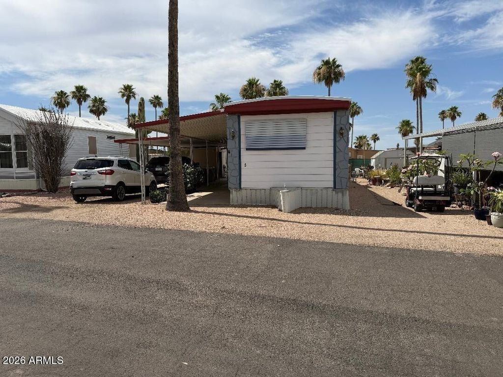 126 S Tomahawk Road 5, Apache Junction, AZ 85119