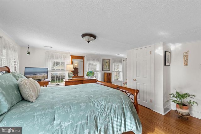 15 WEST AVE, Ocean View, DE 19970