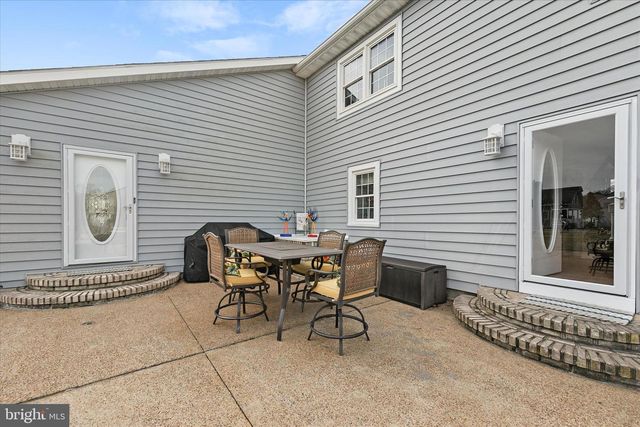 15 WEST AVE, Ocean View, DE 19970