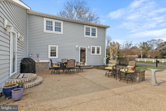 15 WEST AVE, Ocean View, DE 19970