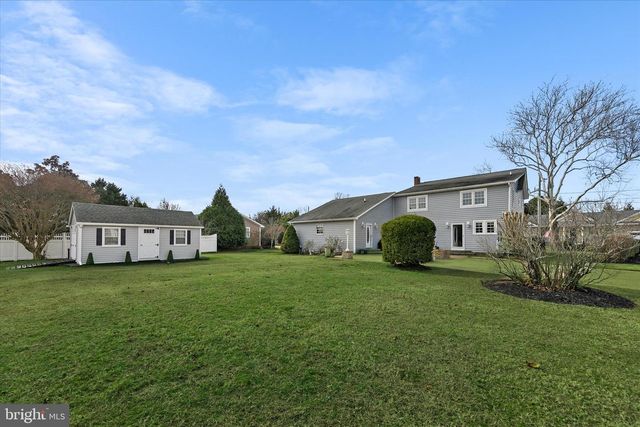 15 WEST AVE, Ocean View, DE 19970