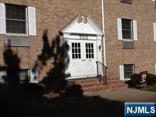 700 Godwin Avenue 100, Midland Park, NJ 07432