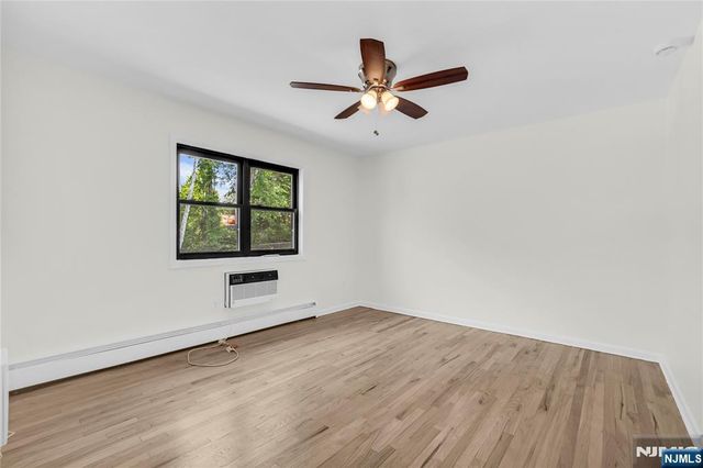 7 Colonial Drive 7L, Little Falls, NJ 07424