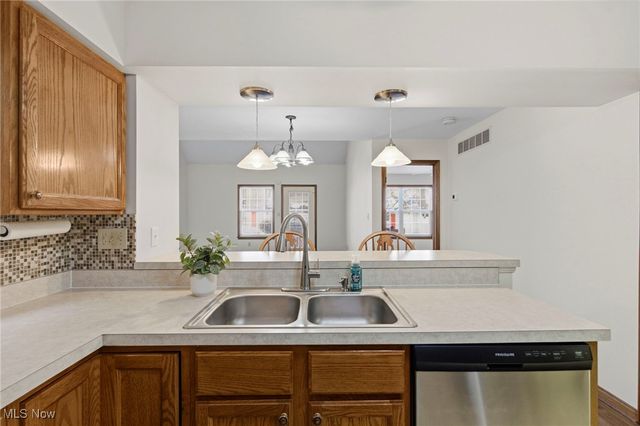 2199 Kelty Court, Akron, OH 44312