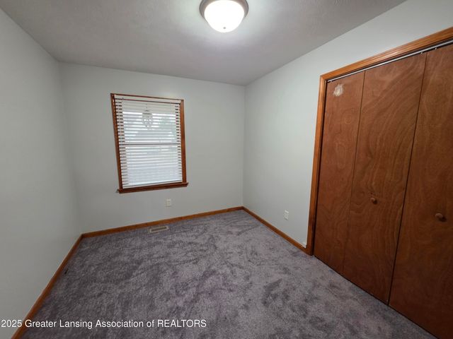 118 Elizabeth Way 4, Potterville, MI 48876