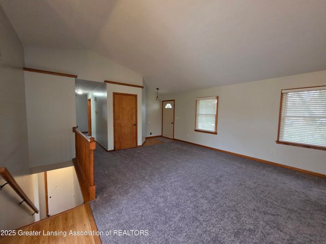 118 Elizabeth Way 4, Potterville, MI 48876