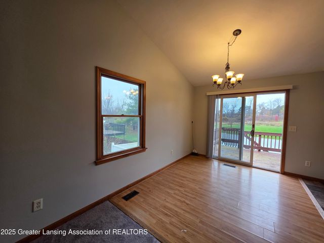 118 Elizabeth Way 4, Potterville, MI 48876