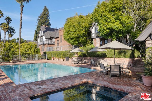 259 St Pierre Road, Los Angeles, CA 90077