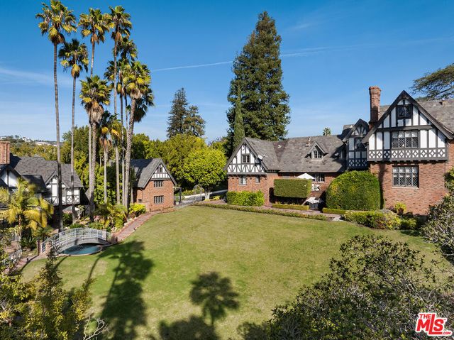 259 St Pierre Road, Los Angeles, CA 90077