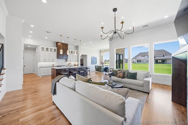 320 W 138th Street, Bixby, OK 74008
