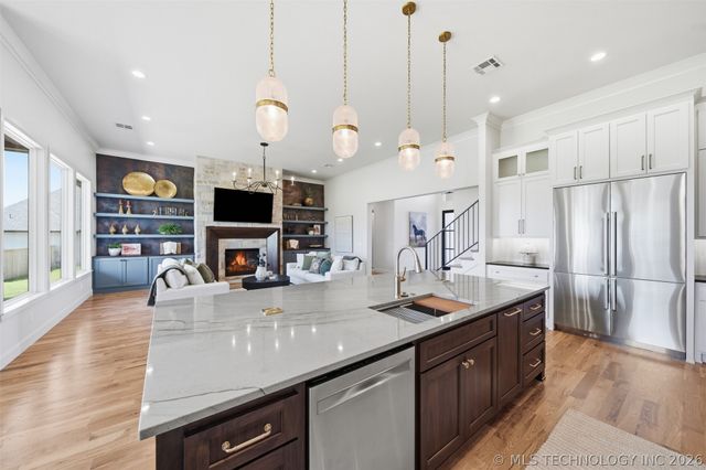320 W 138th Street, Bixby, OK 74008