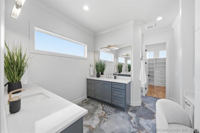 320 W 138th Street, Bixby, OK 74008