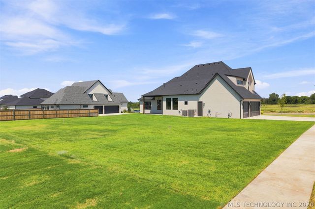 320 W 138th Street, Bixby, OK 74008