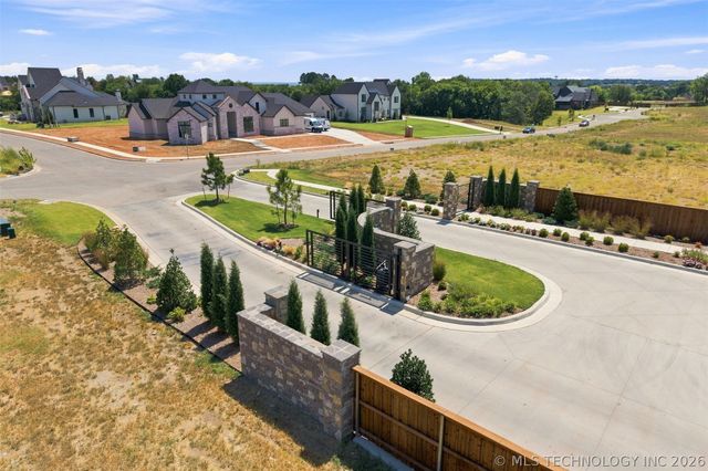 320 W 138th Street, Bixby, OK 74008