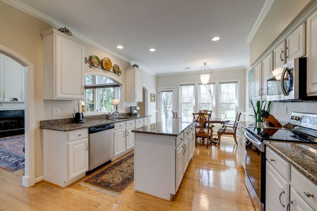 409 Waterton Ct, Brentwood, TN 37027