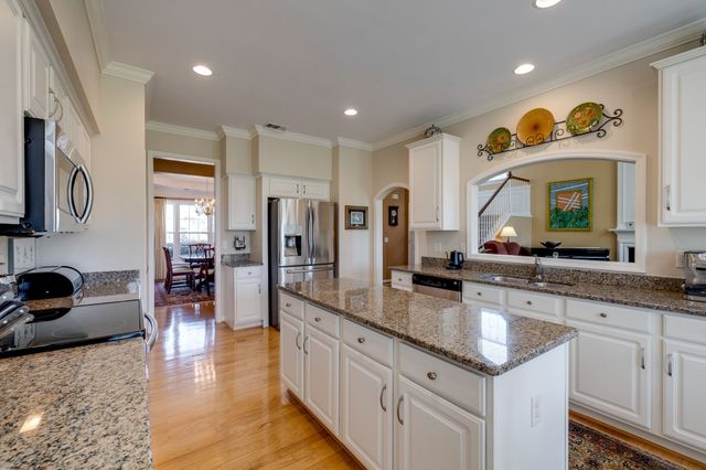 409 Waterton Ct, Brentwood, TN 37027