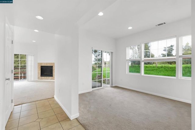 213 N Rancho Pl, El Sobrante, CA 94803