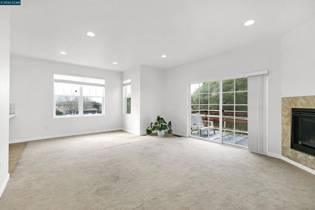 213 N Rancho Pl, El Sobrante, CA 94803
