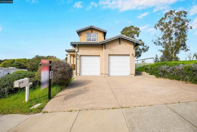 213 N Rancho Pl, El Sobrante, CA 94803