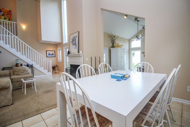 77709 18th Avenue, South Haven, MI 49090