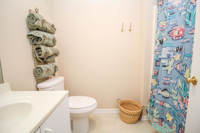 77709 18th Avenue, South Haven, MI 49090