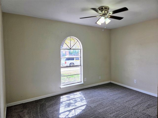 3305 Kenwood Drive, Rowlett, TX 75089