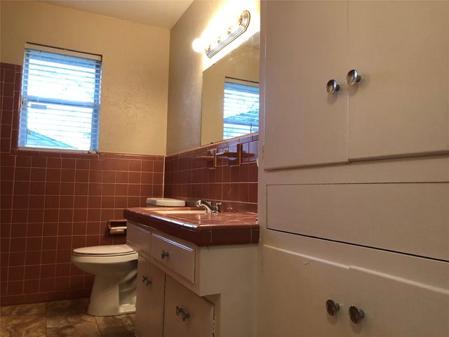3513 Wosley Drive, Fort Worth, TX 76133