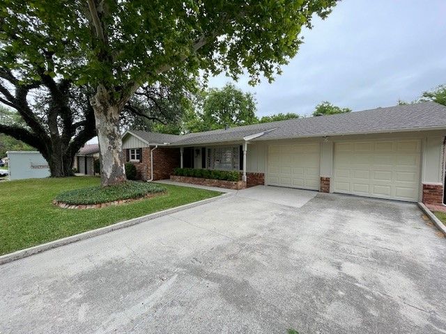 3513 Wosley Drive, Fort Worth, TX 76133