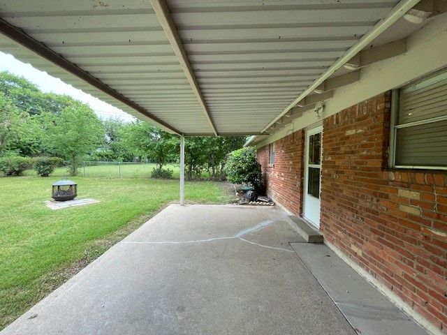 3513 Wosley Drive, Fort Worth, TX 76133