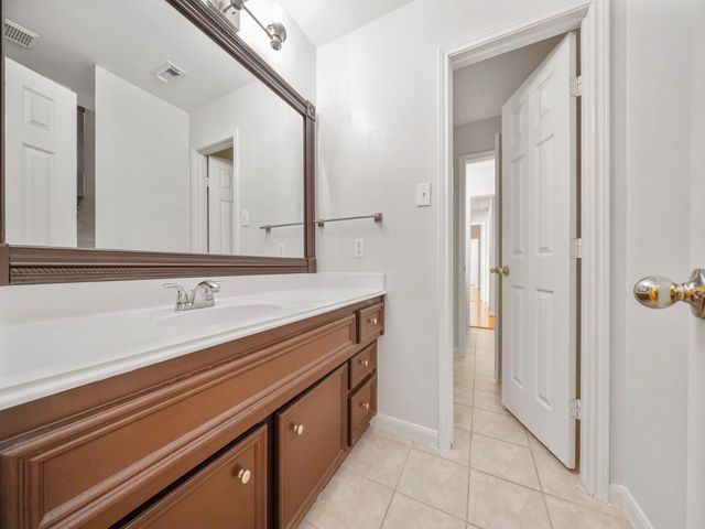 3411 Farnham Circle, Pearland, TX 77584