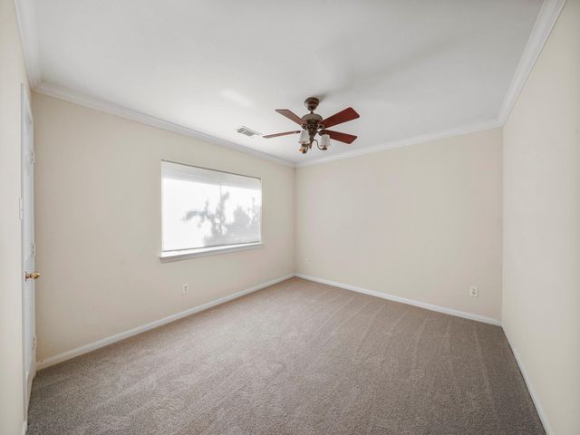 3411 Farnham Circle, Pearland, TX 77584