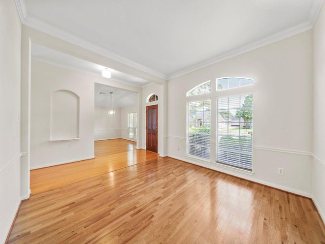 3411 Farnham Circle, Pearland, TX 77584