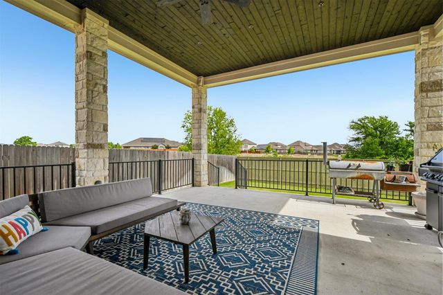 208 Great Lawn BND, Liberty Hill, TX 78642