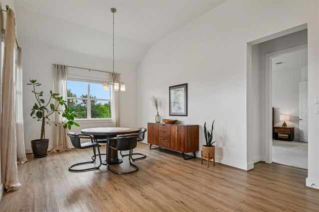 208 Great Lawn BND, Liberty Hill, TX 78642