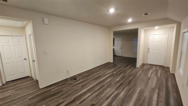8131 Blooming Meadow Lane, Houston, TX 77016