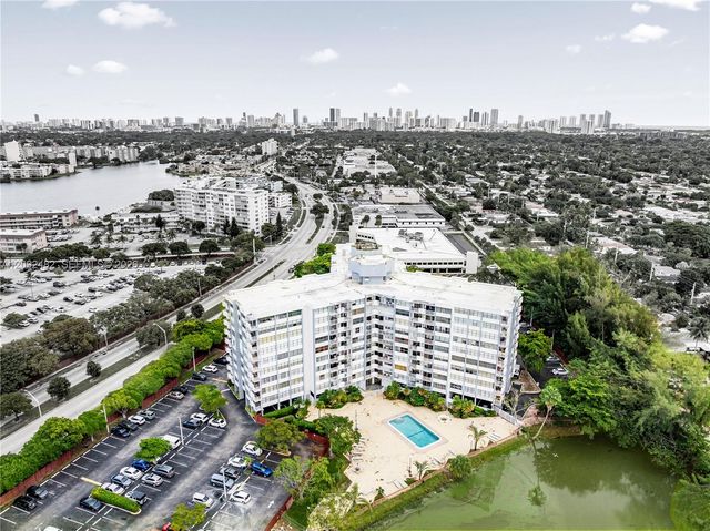1300 NE Miami Gardens Drive 512E, Miami, FL 33179