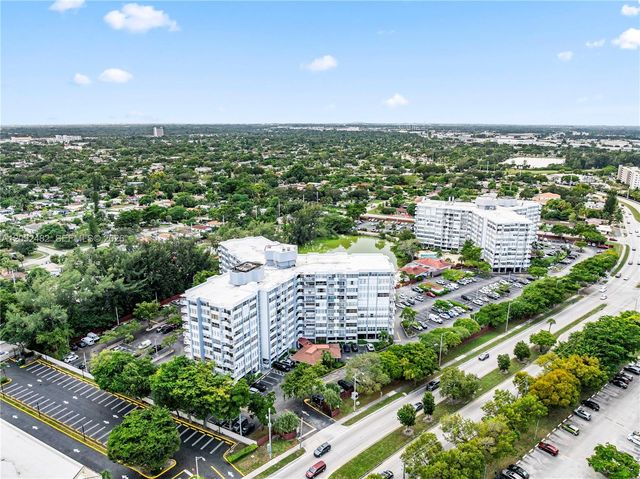 1300 NE Miami Gardens Drive 512E, Miami, FL 33179