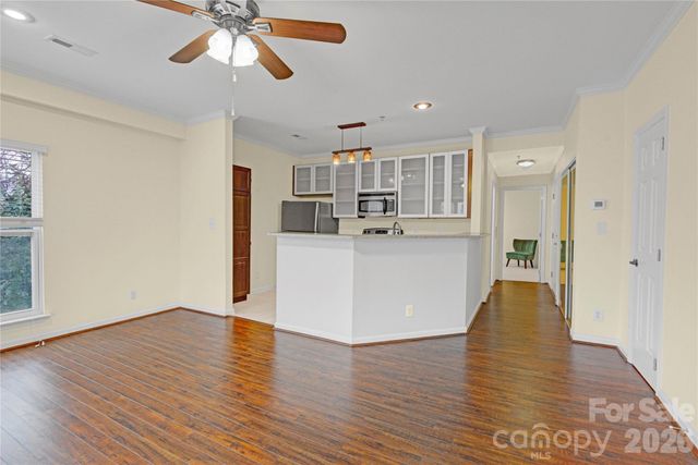 525 N Graham Street 3F, Charlotte, NC 28202